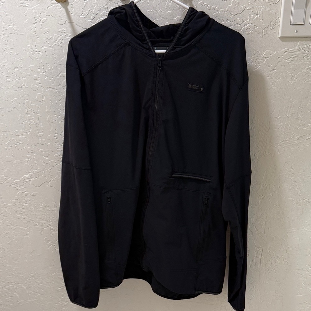 Mountain Hardwear Men’s Black Lightweight Jacket - XL